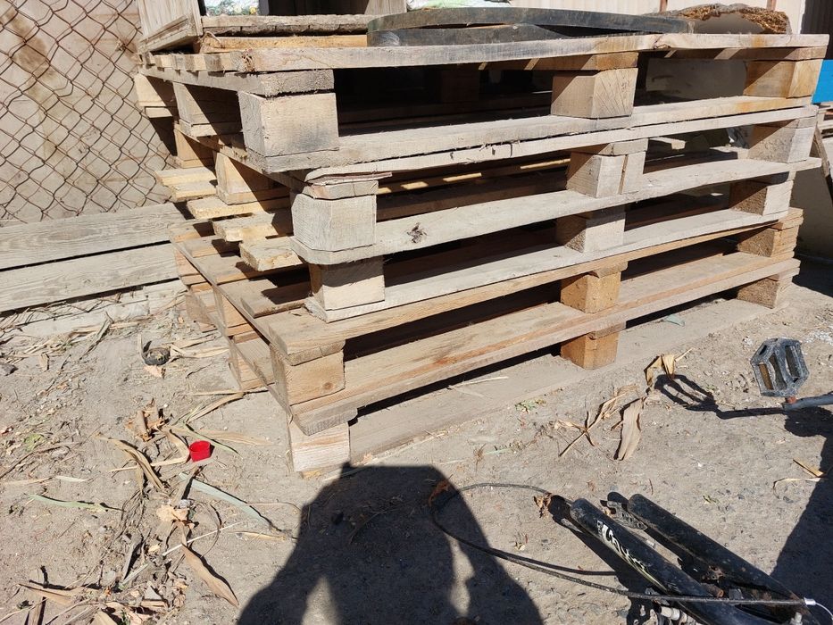 ДСП Поддоны  ..  .