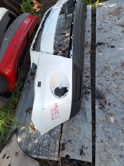 Предна броня за MITSUBISHI outlander xl 2009-2013г.