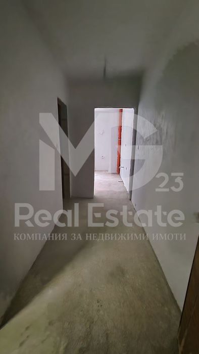 Тристаен пред Акт 16 до Медицински Център Света Анна!