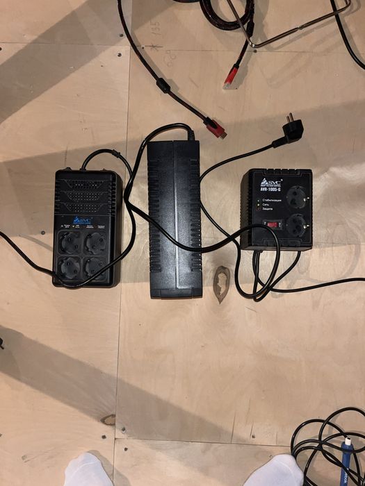 Стабилизатор напряжения