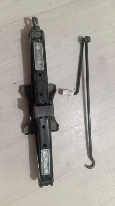 Запаска на БМВ х5 е53