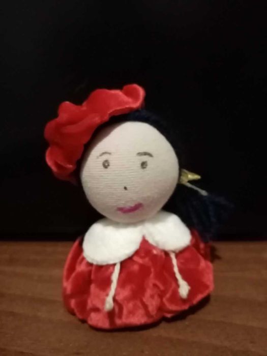 Yumshoq o'yinchoq "Jajji malika"