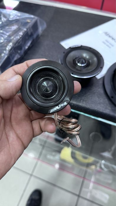 Alpine Status HDZ-653S