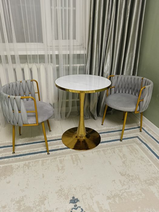 Стол стуля комплект продам