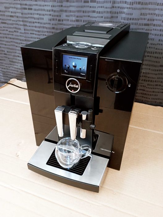 Кафеавтомат JURA F8 IMPRESSA