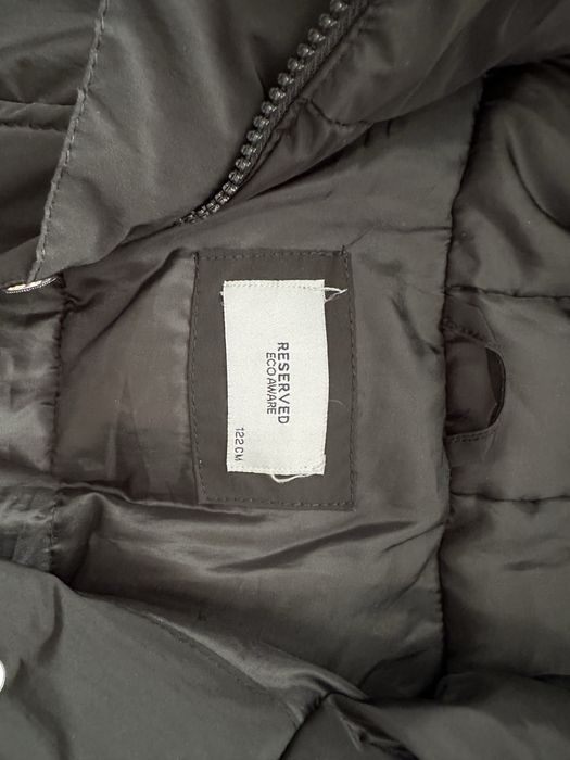 Преходно яке на марка Reserved