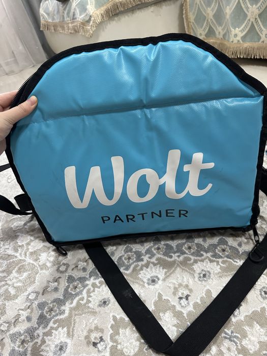 Термосумка wolt с подогревом новая