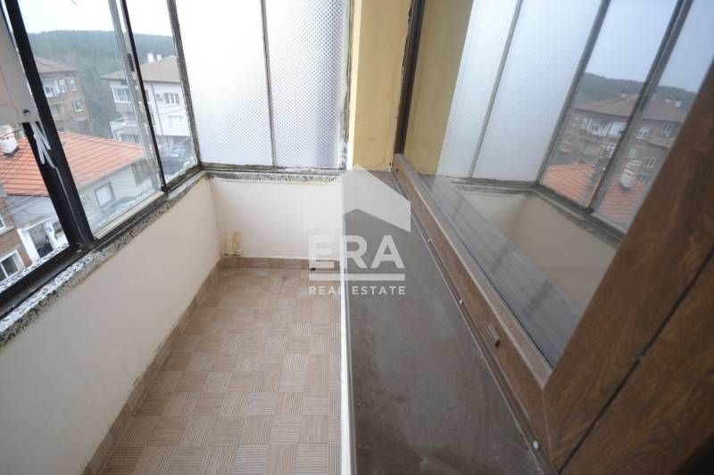 Прекрасен многостаен апартамент с гараж в кв. Македонски