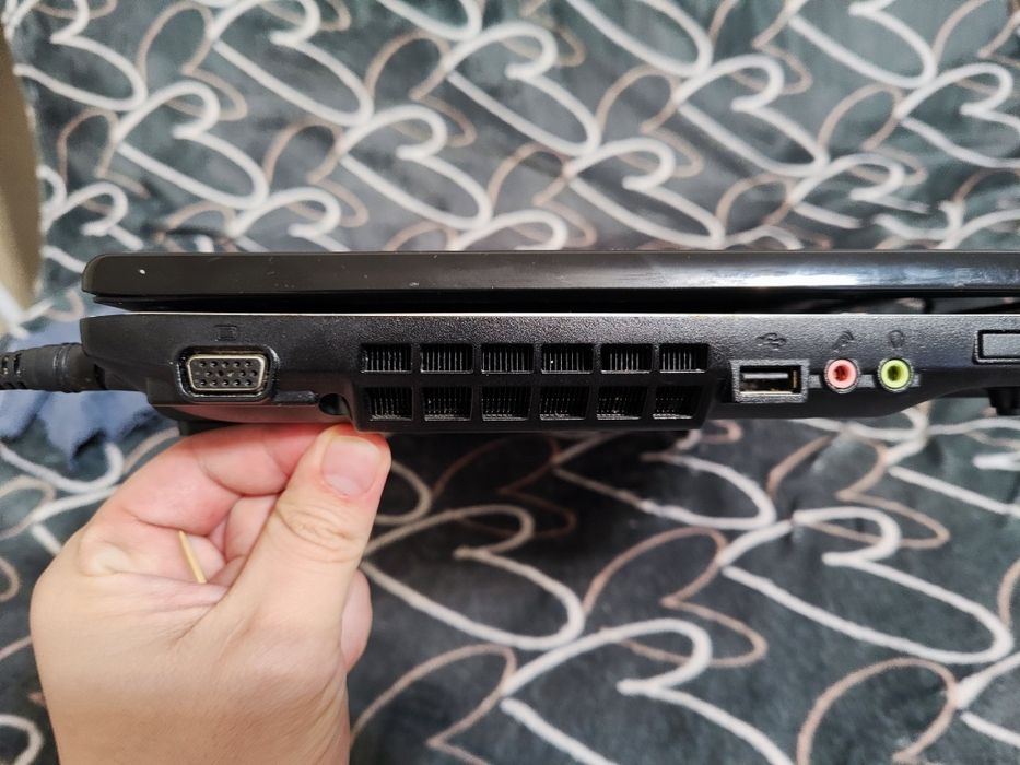 Продам ноутбук Самсунг