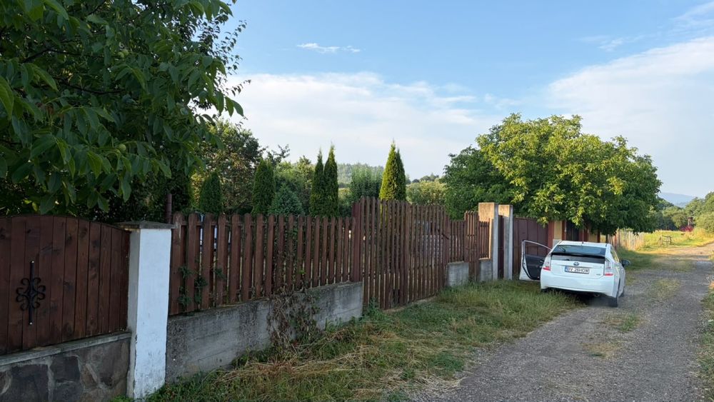 Casa de vanzare  langa Izvor Tarlungeni
