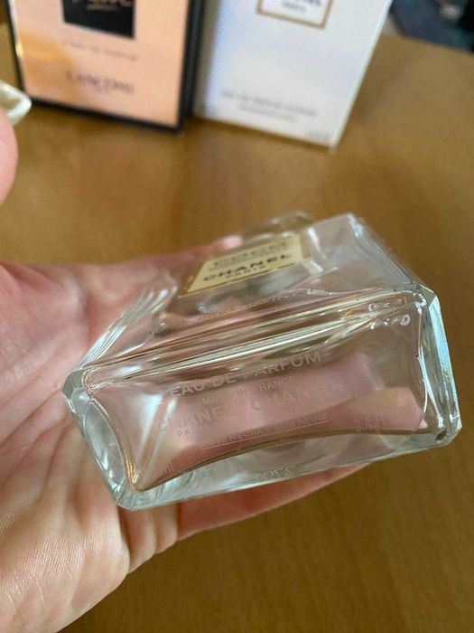 Бутилка от парфюм с кутия Chanel Mademoiselle, Tresor