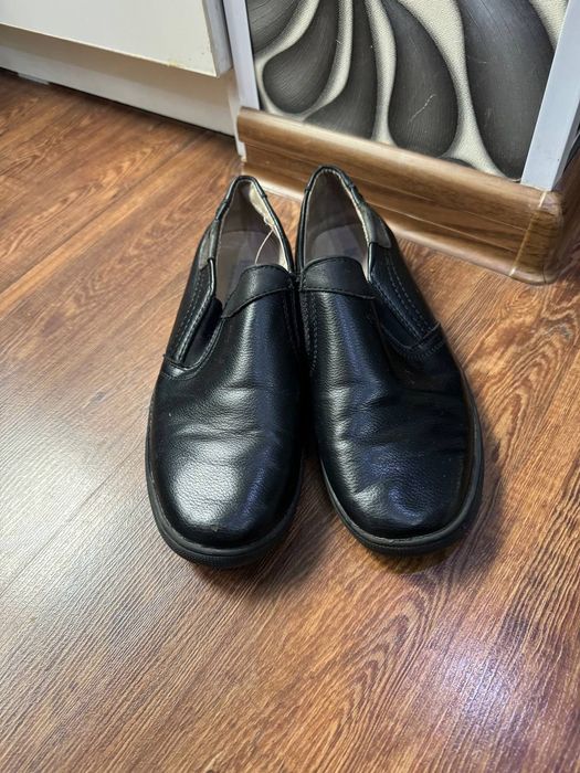 Продаются Детские кожаные туфли