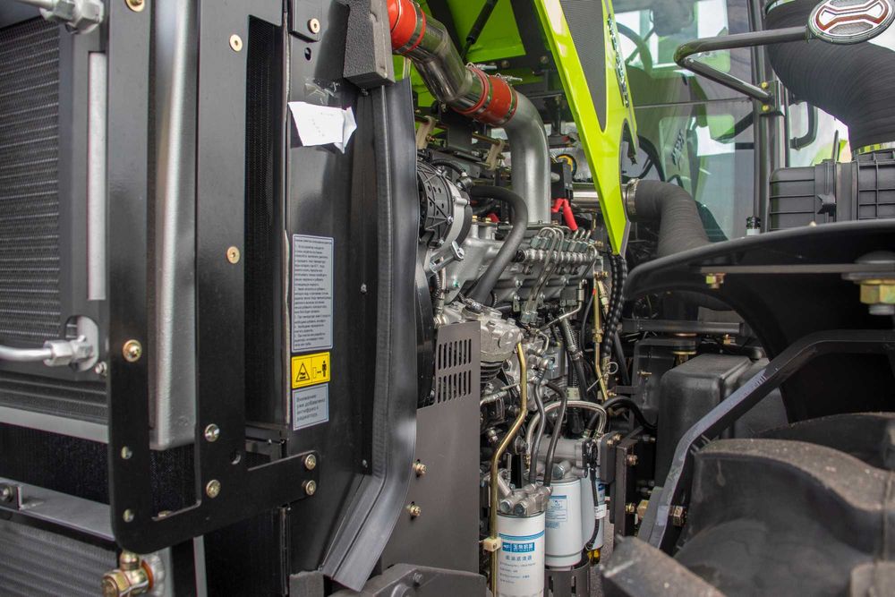 Трактор ZOOMLION RS1604 (СУБСИДИЯ 15%)