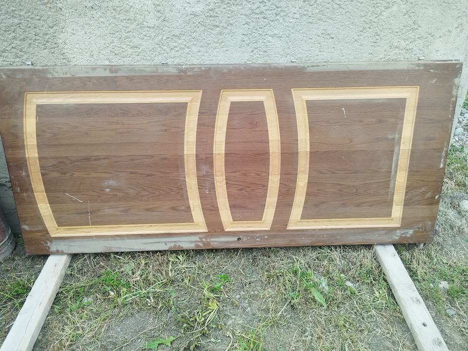 Продам двери, галтели