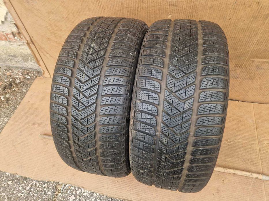 2 Pirelli R19 255/35
Зимни гуми 
DOT2016