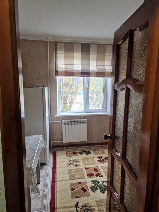 Сдам   1   ком.  квартиру   .