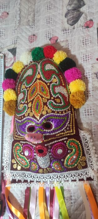 Кукерска маска, гугла, уникат, арт, ръчна бродерия