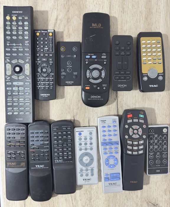 Telecomanda  marantz  sony panasonic denon yamaha  onkyo  Sherwood  nad  teac