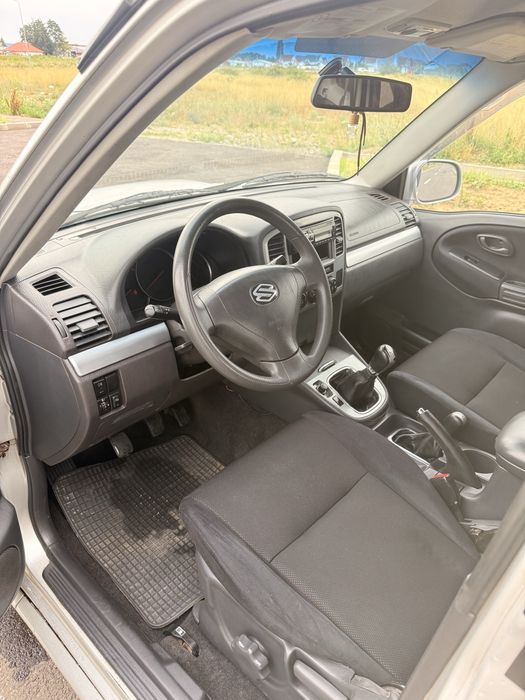 Suzuki grand vitara 2004