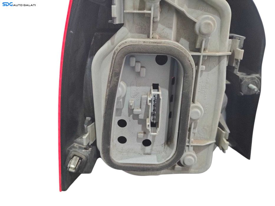 Stop Lampa Tripla Dreapta Volkswagen Polo 9N 9N2 2002 - 2005 Cod 6Q6945112A 6Q6845258A [LC0154SOS]