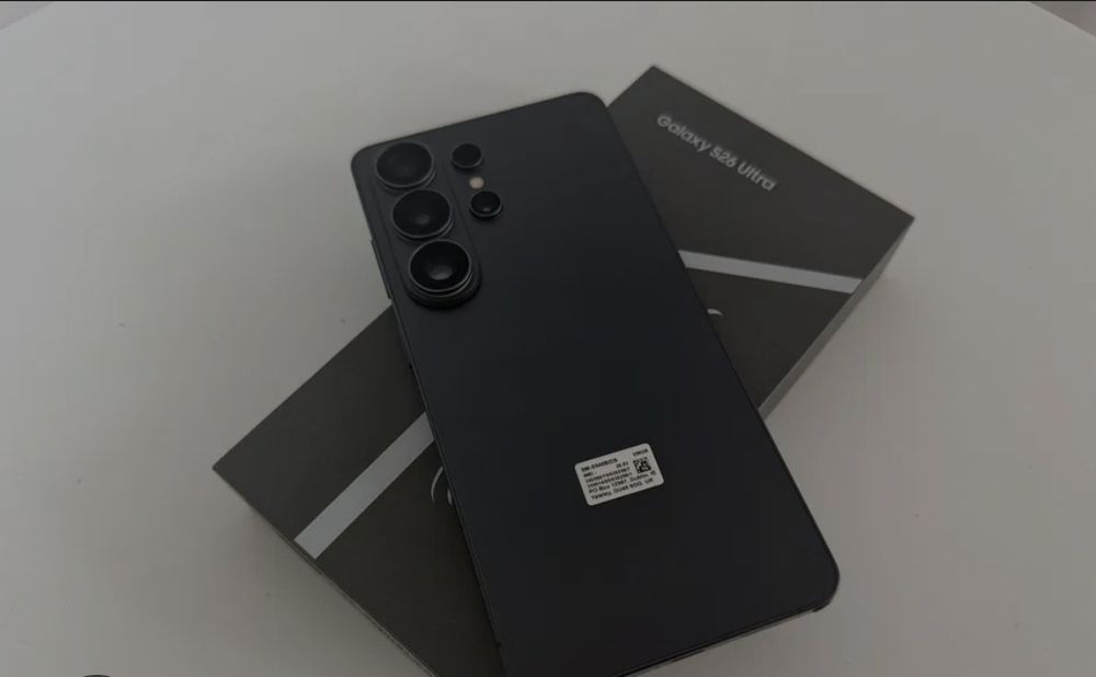 S26 ultra 512 gb cumpărat de câteva luni