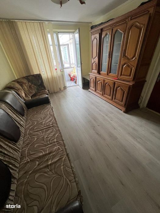 Apartament 2 camere, etajul 1, Trivale, Pitesti