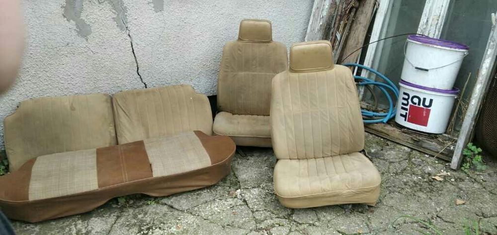 Салон за Datsun Cherry N10 ОРИГИНАЛНИ Авто-части