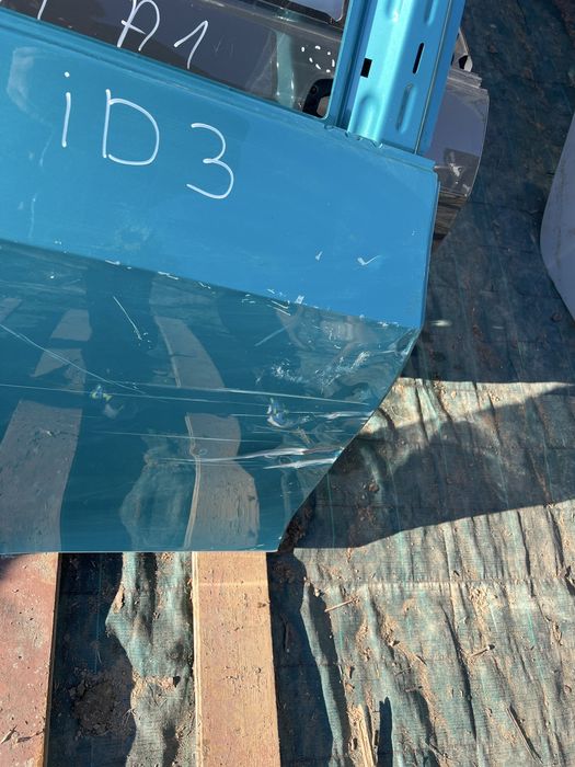 VW ID3 задна дясна врата