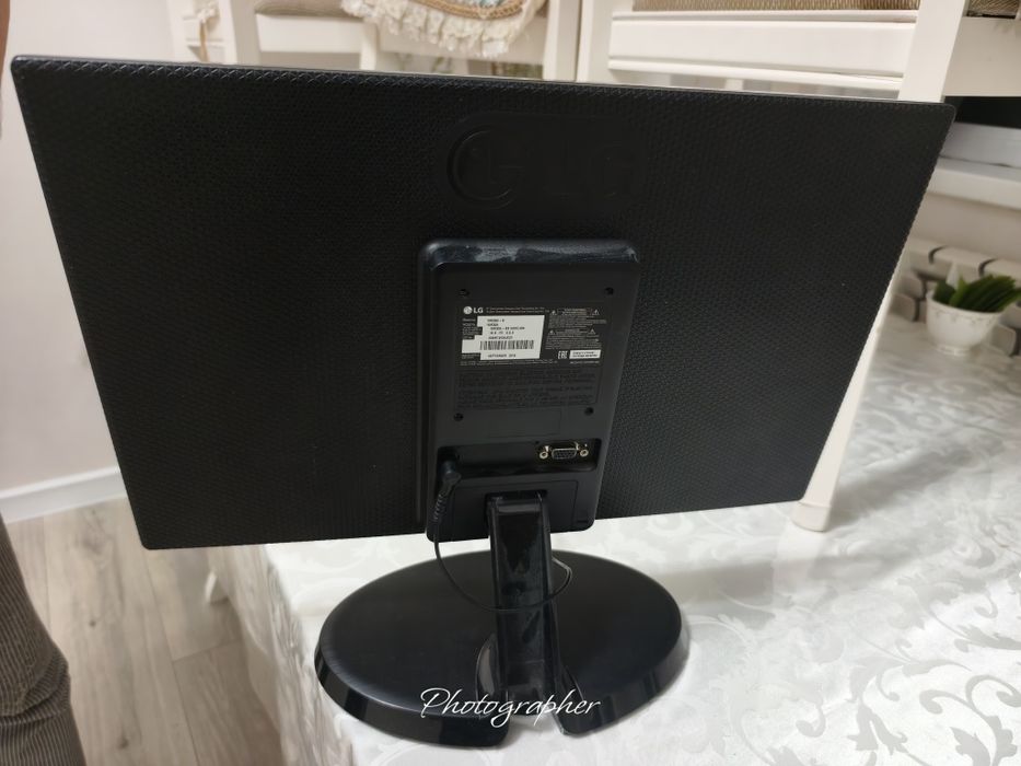 Монитор LG продам рабочий