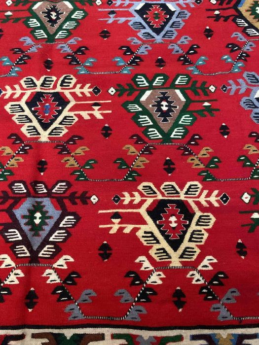 Автентичен  Чипровски килим