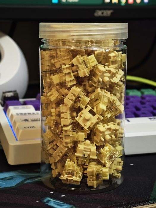 80бр. Akko cream yellow pro v3 linear keyboard switches - суичове