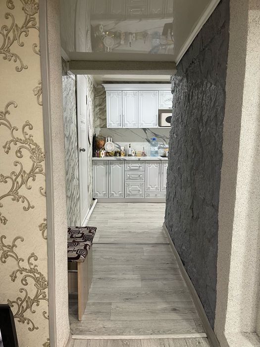 Продам коттедж на Высточном вдоль дороги