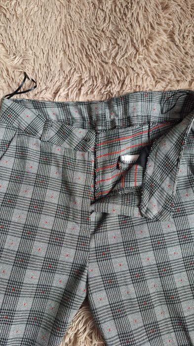 Продавам елегантен панталон