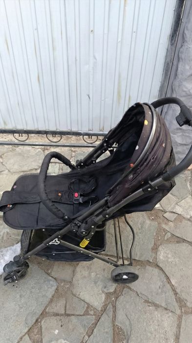 Коляска прогулочная