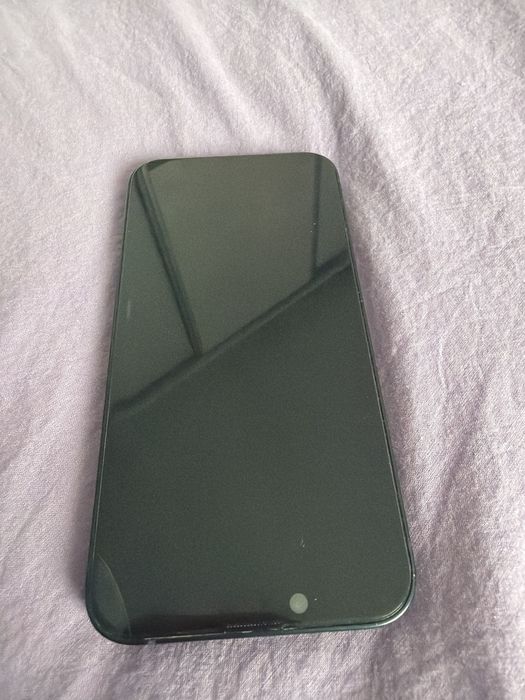 Vand iphone 13 in stare  buna