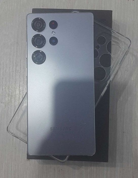 Samsung S25 Ultra lux