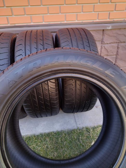 Летние шины 215/55R17