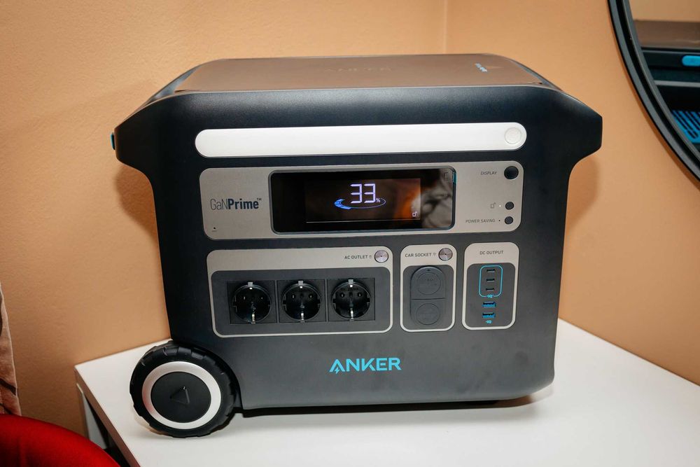 Anker SOLIX F2000 (PowerHouse 767)