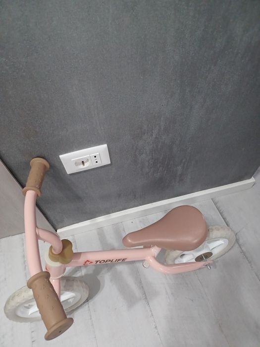 Bicicletă fară pedale