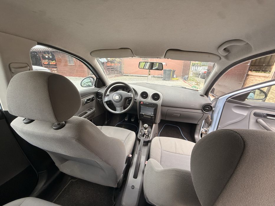 Seat Ibiza 2005 - 1.4 Benzină - 168.500 km reali - Pornește la sfert, Climatronic, Navigație