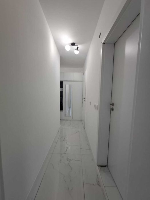 Дава се под наем Тристаен апартамент в Враца, Център - 93 кв.м за 510 € - Снимка #10