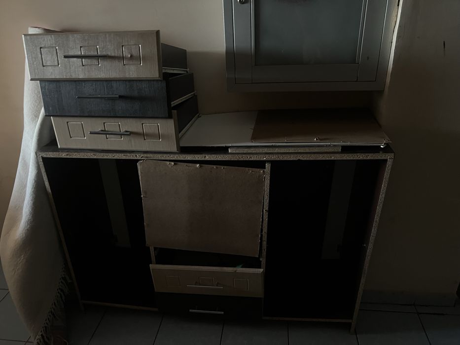 Комод отдам срочно