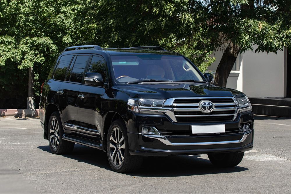 Аренда авто с водителем: Toyota LC200 к вашему услугу. Экскурсия + ГИД
