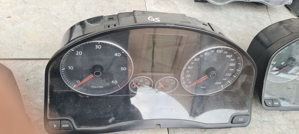 Ceasuri bord maxidot vw passat b6,golf 5,nissan qashqai