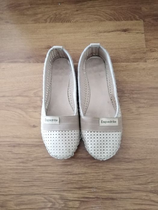 Удобни дамски обувки и еспадрили- изгодно