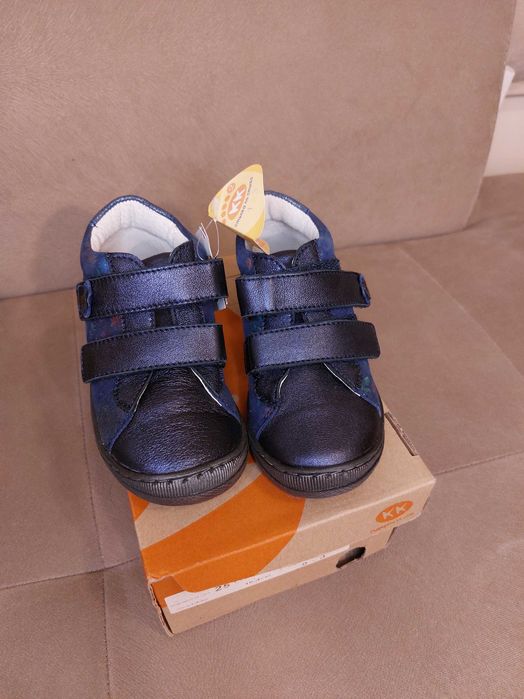 Нови детски обувки  естествена кожа Колев и Колев