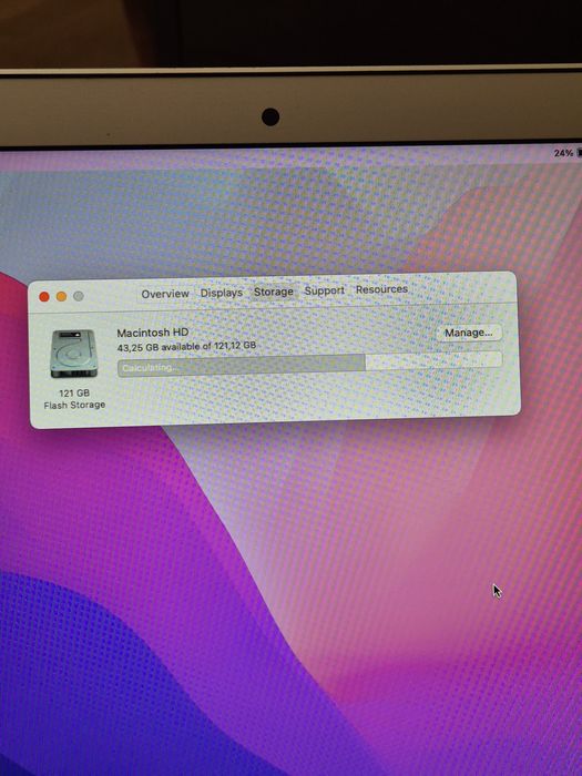 Продавам Macbook Air 13 инча