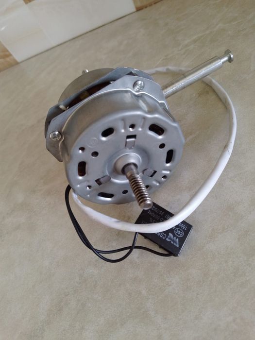 Моторчик маленький