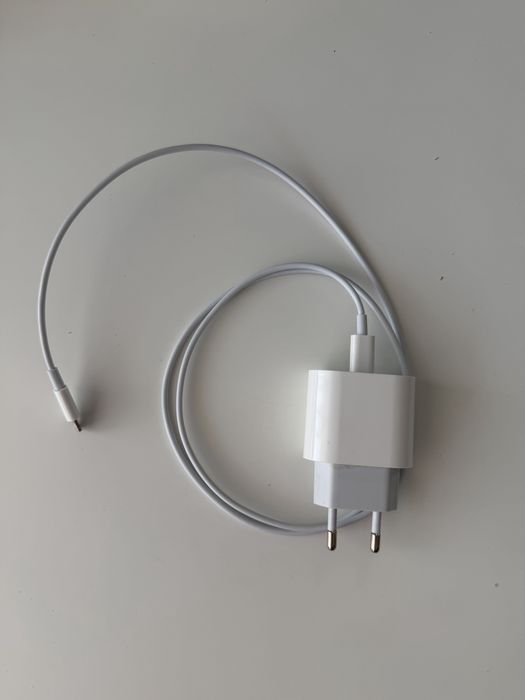 Incarcator Iphone PD 20W si cablu usb-c lightning