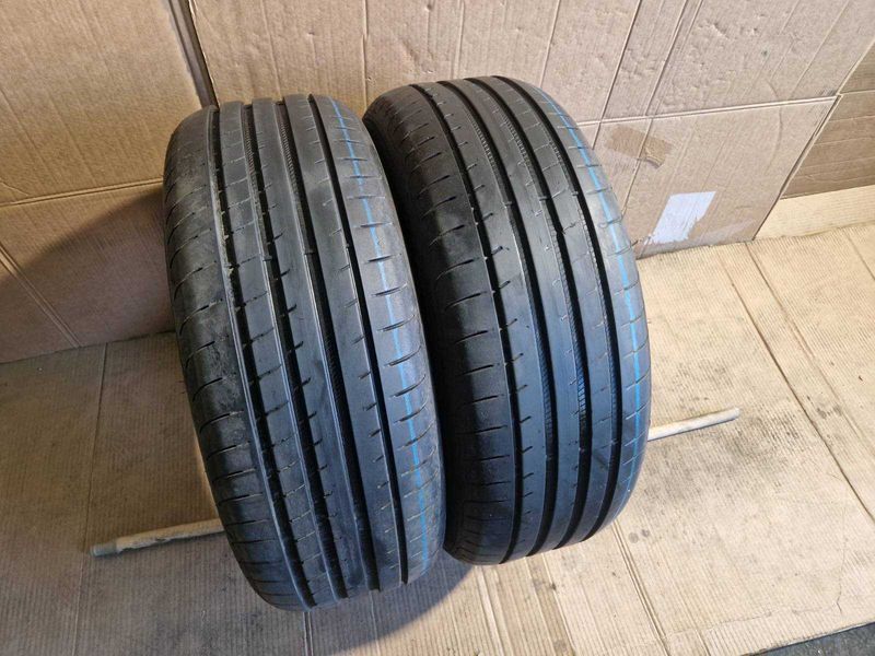 2 Goodyear R19 225/45
летни гуми DOT3619